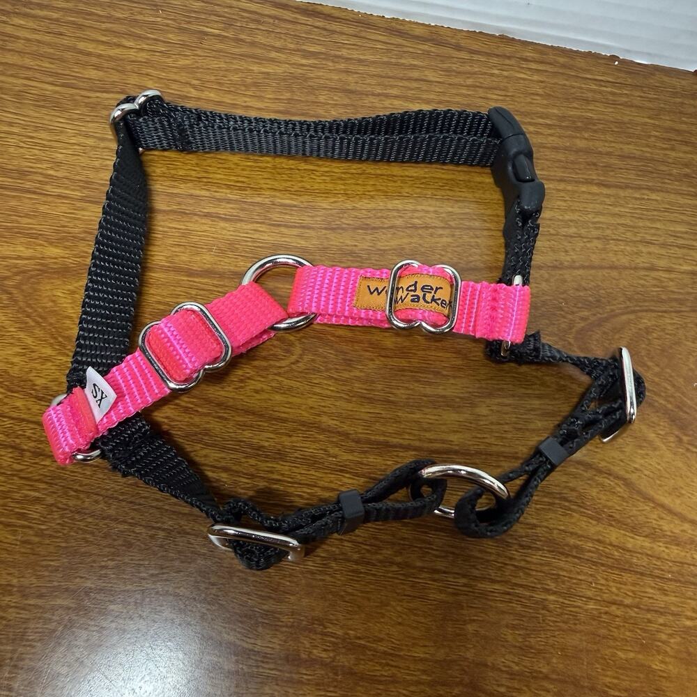 Wonder Walker Adjustable Body Halter No Pull Dog Harness Black Pink Size XS